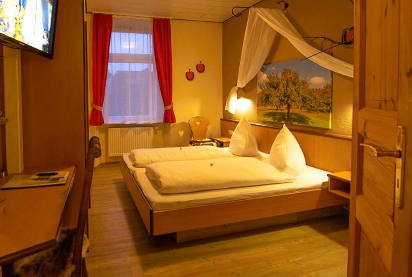 Gasthaus & Hotel Drei Lilien Werbach Eksteriør bilde